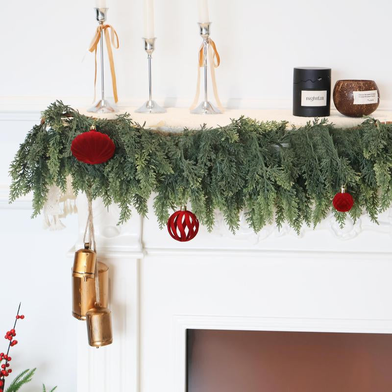 Senjie Christmas Low-Maintenance Cedar Garland with Vertical Flow Perfect for Any Mantel or Doorway Holiday Charm Real Touch Winter Green Pine（6Ft,9Ft)